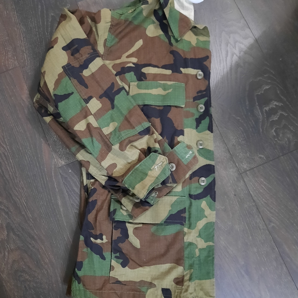 Jacket - Picture 10 of 11